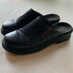 Clarks Women’s Clogs Mules Slip ons 6M